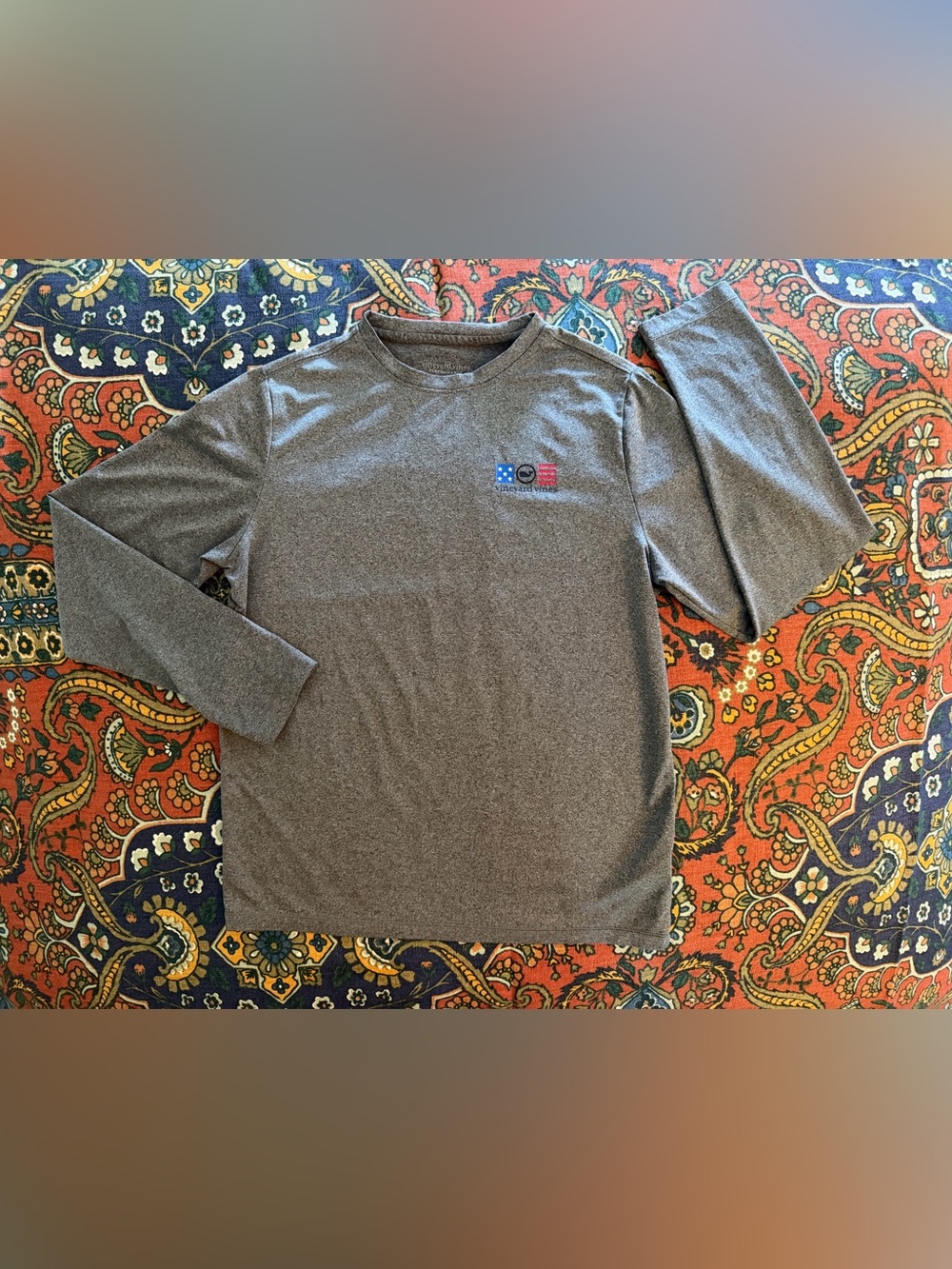 Vineyard Vines Long Sleeve Tee in Heather Brown/Gray